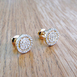 Realistic picture of 0.40ctw Diamond "Halo" Earrings