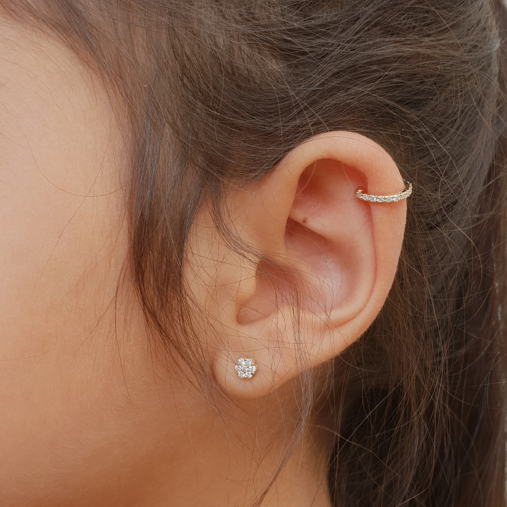 Additional image of 14k Gold Diamond Helix Earring, no piercing needed