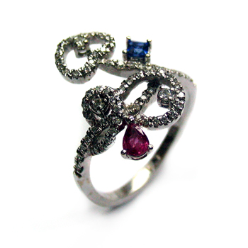 טבעת יהלומים מעוצבת משולבת אבני חן