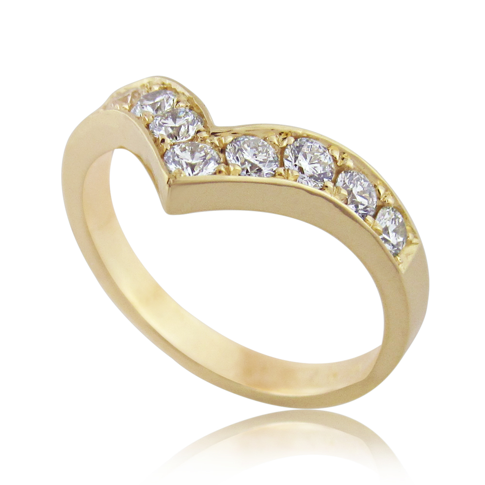 V shape diamond ring