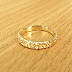 Realistic picture of 0.30ct Half Eternity Ring