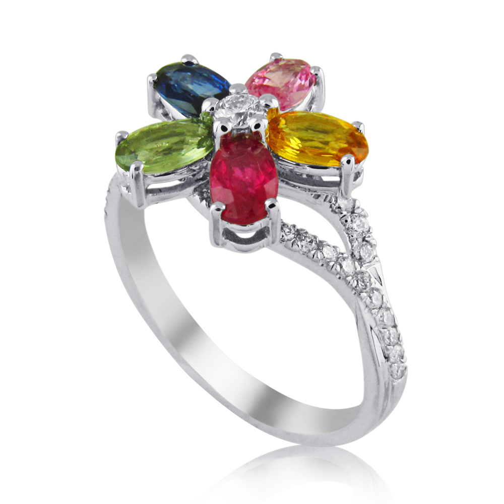 Diamond ring designed with precious stones 