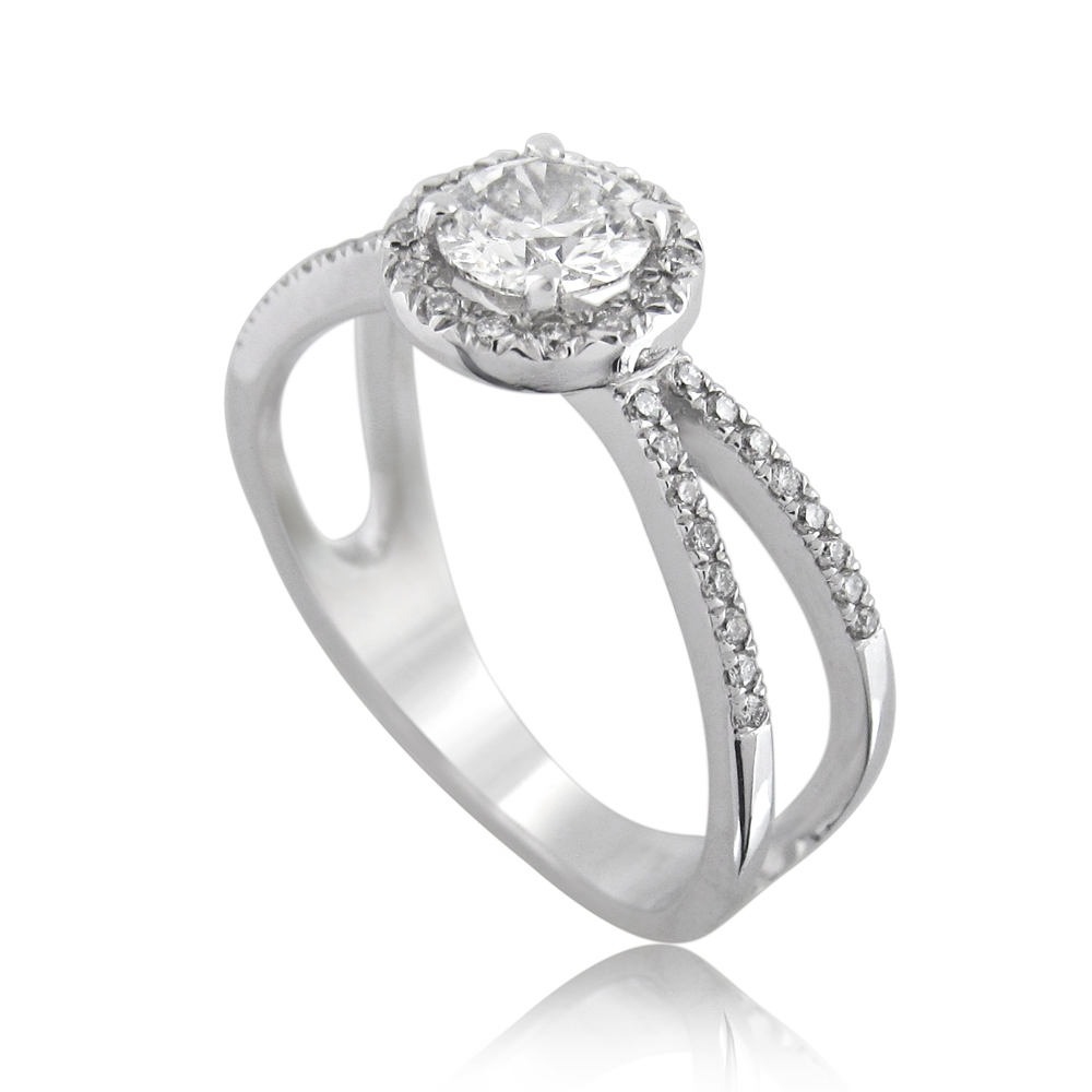 A Prestigious & Impressive Engagement Ring!