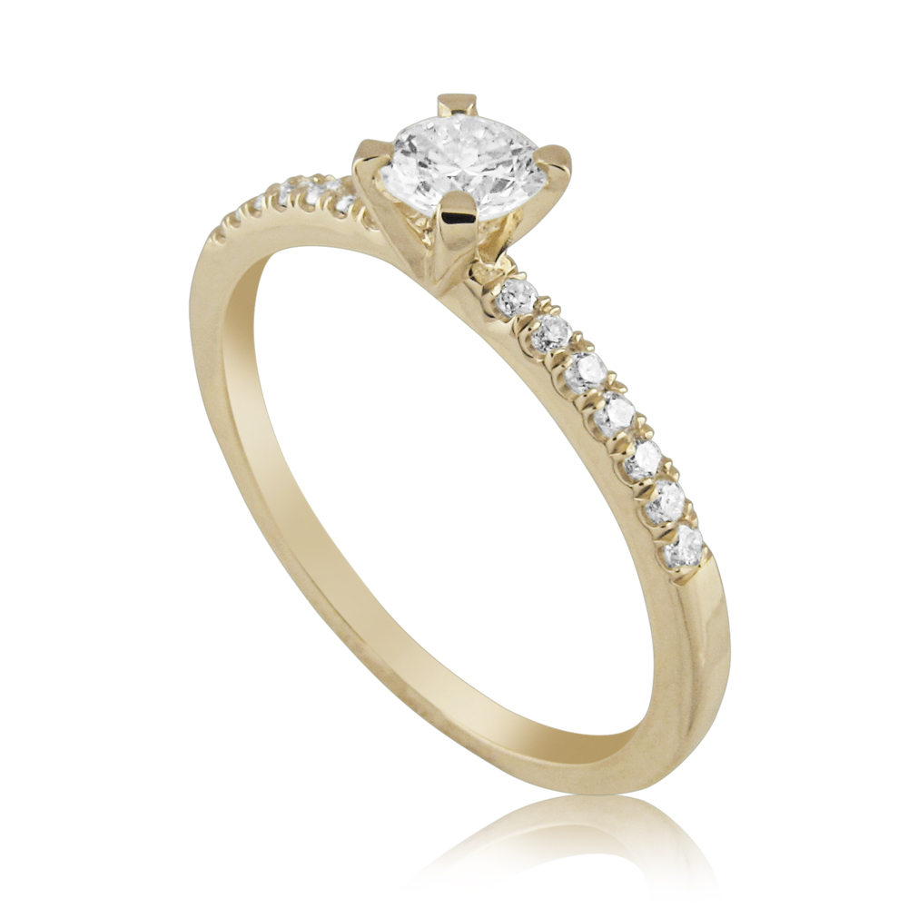 A Classical Engagement Ring Studded With 0.40 CT