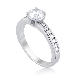 Exclusive & classy White Gold Engagement Ring 