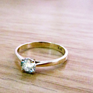 Realistic picture of Classic Engagement Ring -0.30ct Diamond