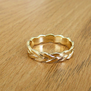 Realistic picture of 14K Yellow Gold Wheat Braided Wedding Ring