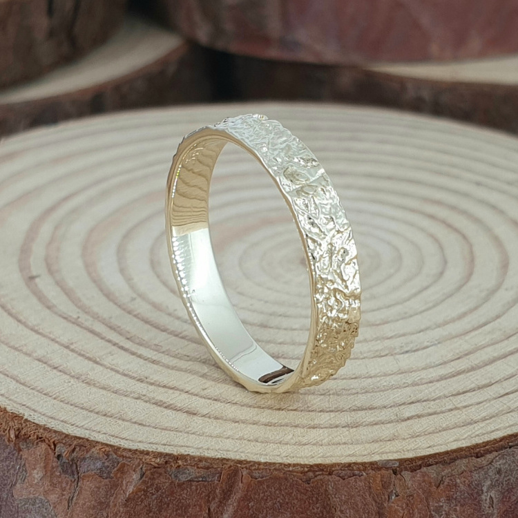 Additional image of A  thin Yellow gold 14K special design Wedding ring